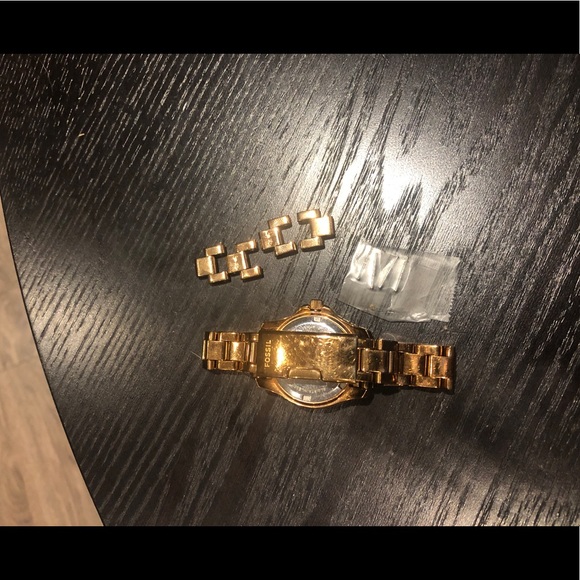Fossil Watch - Picture 3 of 3